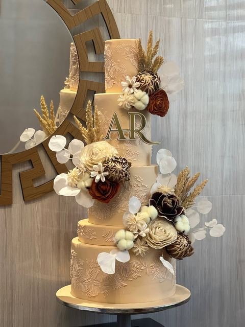 Wedding cake, regal embossed floral design